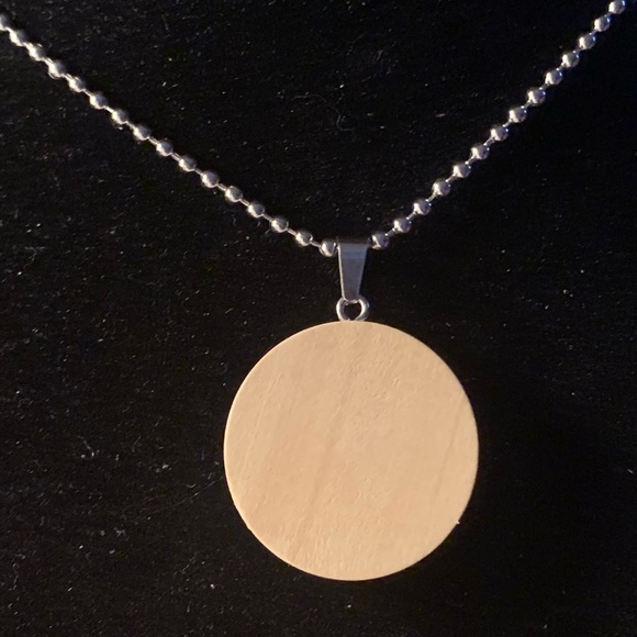 Pendant Necklace - Picture 4 of 5